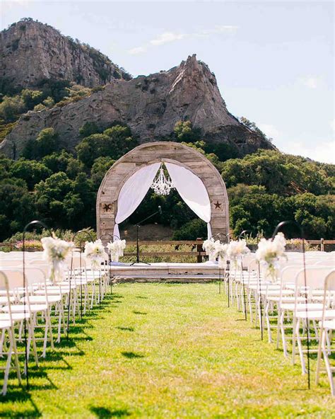 Find your dream wedding venues in washington dc with wedding spot, the only site offering instant price estimates across 691 washington dc locations. 11 Rustic Wedding Venues to Book for Your Big Day | Martha ...