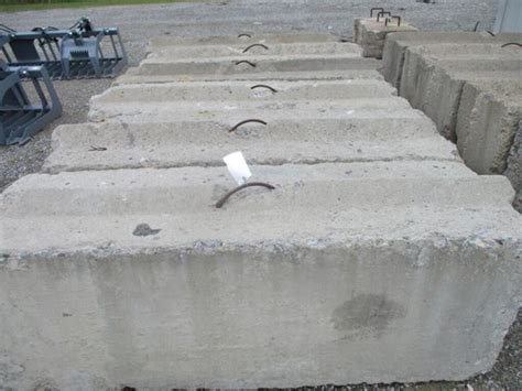 6 2x2x6 Concrete Blocks Lot 212 Farm And Light Construction