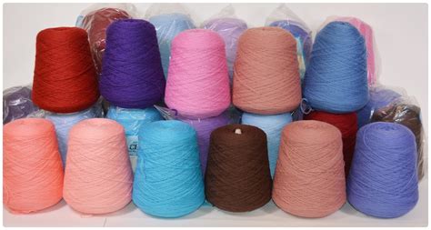 Heirloom Century 28 Wool Knitting Yarn Cones Ebth