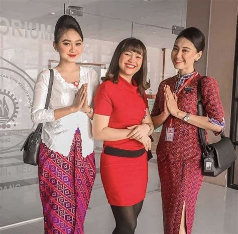 Baju Pramugari Lion Air Instagram Ini Seragam Pramugari Paling My Xxx