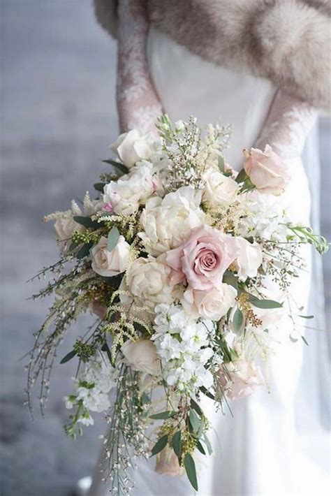 blush pink and white wedding bouquet - EmmaLovesWeddings