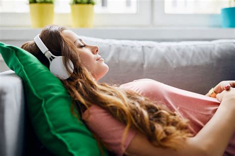 Top 5 Best Headphones For Sleeping In 2021 Tech News Central