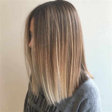 Straight up hairstyles 2020 pictures. 25 Alluring Straight Hairstyles for 2021 (Short, Medium & Long Hair) - Pretty Designs