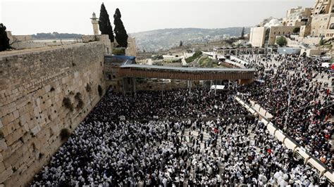 Jewish Group Cancels Netanyahu Dinner Over Western Wall Decision Bbc News