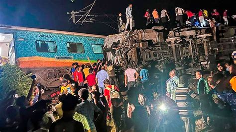 at least 280 perish in horrific india s train crash gambakwe media