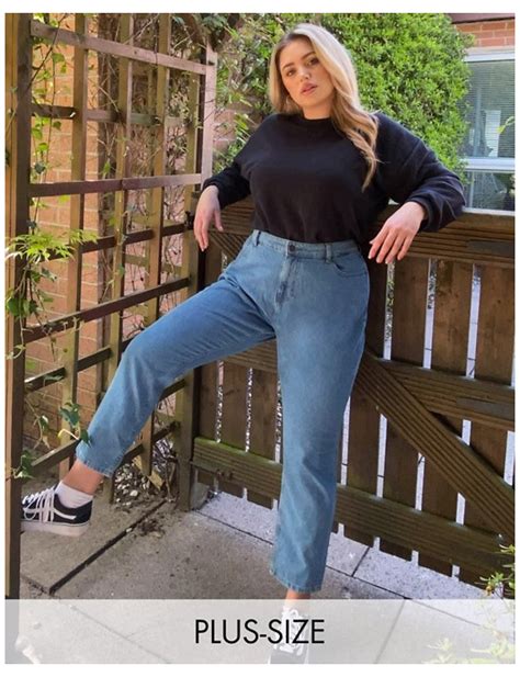 Noisy May Curve Mom Jeans In Mid Blue Asos Mom Jeans Outfit Plus Size