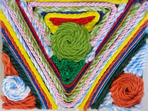 We Care Arts Mexican Yarn Painting