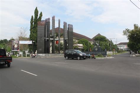 Institut Seni Indonesia Yogyakarta Yogya Gudegnet