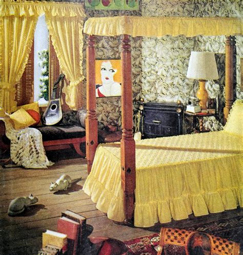 See 70 Beautiful Vintage Canopy Beds From The 1970s Click Americana
