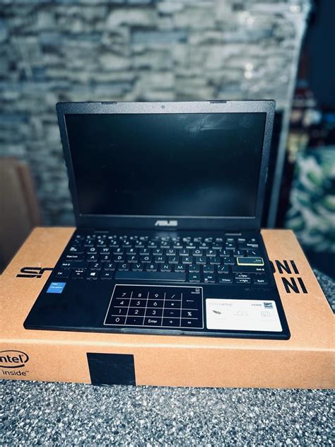 Asus Vivobook Go 12 E210 Clearance Computers And Tech Laptops And Notebooks On Carousell