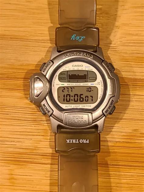 Vintage Casio Pro Trek Digital Quartz Watch Prl Ley Edition Jdm