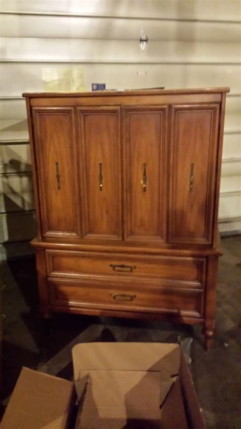 Looking for white furniture company furniture pieces? Solid oak bedroom set. Stamped white furniture company ...