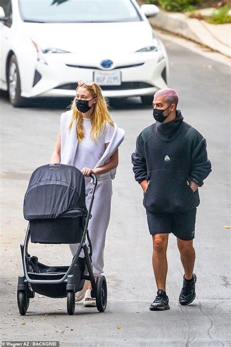 Sophie Turner And Joe Jonas Take Out With Two Month Old Daughter Willa