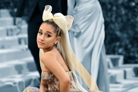 Ariana Grande On Her Mental Health After The Manchester Attack Teen Vogue