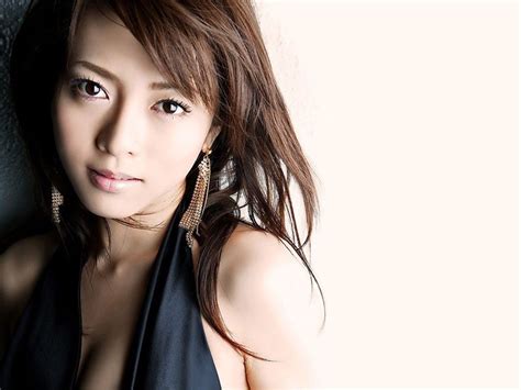 Yumiko Shaku Yumiko Asian Beauty Diva Hoop Earrings Nose Ring Portrait Celebrities