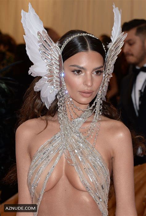 Emily Ratajkowski Shows Off Her Stunning Outfit At The 2019 Met Gala In New York 05052019
