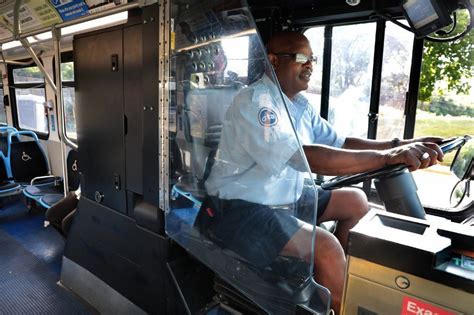 Cta Bus Drivers Report Uptick In Attacks By Passengers Chicago Tribune