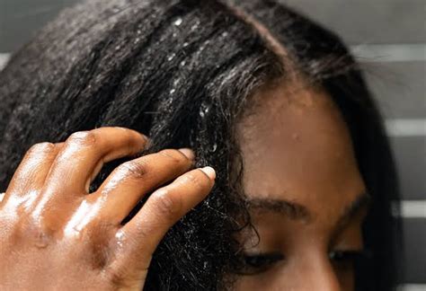 What Do Hot Oil Treatments Do For Natural Hair Livara Natural Organics