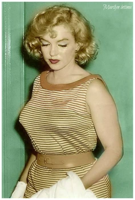 Marilyn By By Marilyn íntima Old Hollywood Actresses Classic Hollywood Glamour Lady In Red
