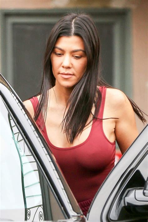 Kourtney kardashian breaking news, photos, and videos. KOURTNEY KARDASHIAN Out for Lunch in Sherman Oak 01/15 ...