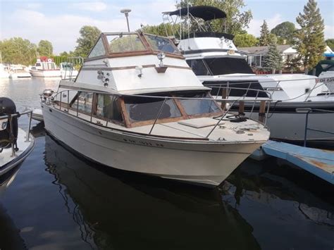 74 Carver Mariner 28 End Of Season Sale For Sale In Vermilion Oh