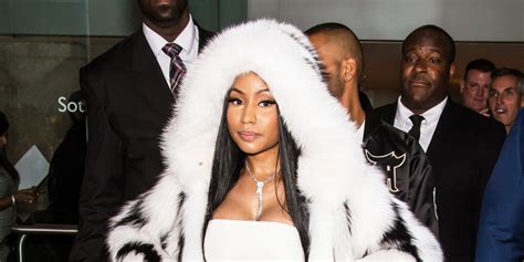 Also entertainment, business, science, technology and health news. Fans Caught Nicki Minaj In Public For The First Time In ...
