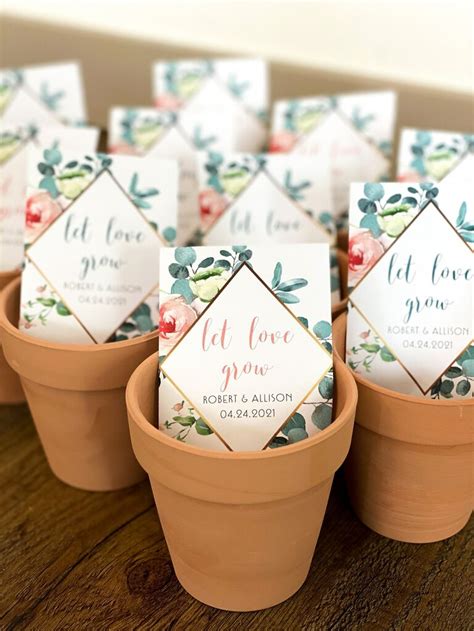 The 18 Best Wedding Anniversary Party Favors The Knot