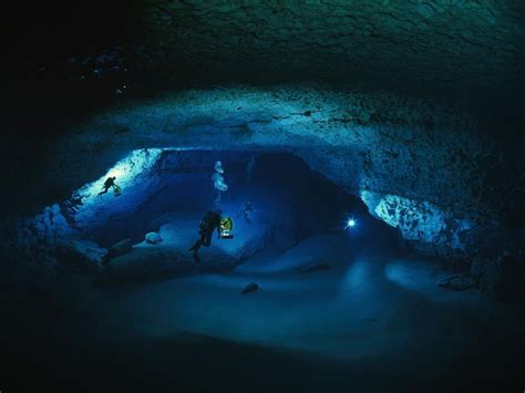 Wallpaper National Geographic For Photo Gallery Caves Cave Diving
