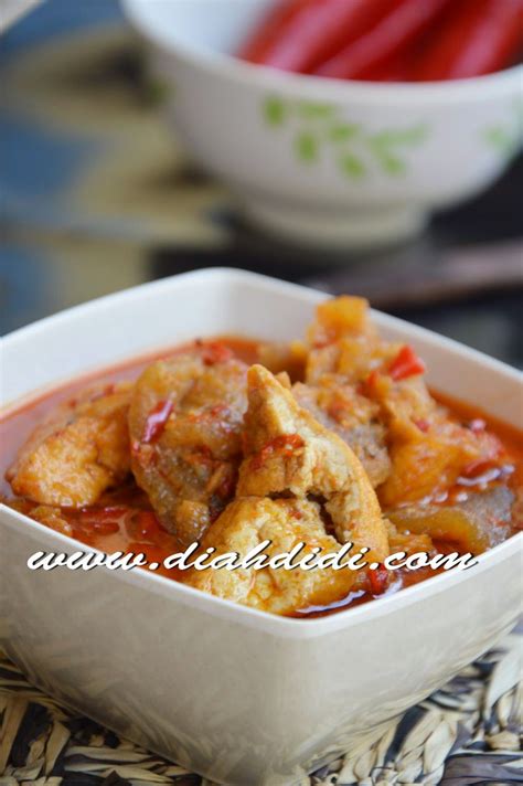 200 ml santan kara (100 ml santan + 100 ml air). Sambal Goreng Tahu dan Krecek Kulit | Resep tahu, Resep ...