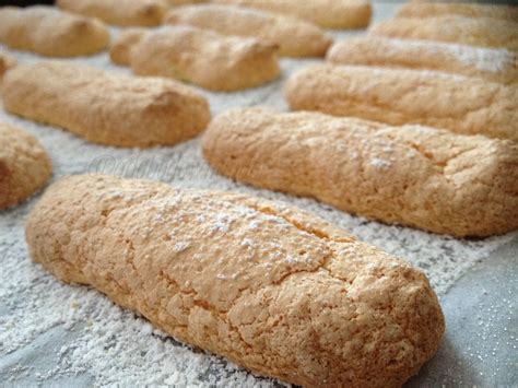 Tasty, crunchy and not too sweet! broas lady finger cookies recipe