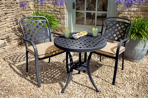 Hartman Berkeley Bistro Set In Bronze Garden Furniture