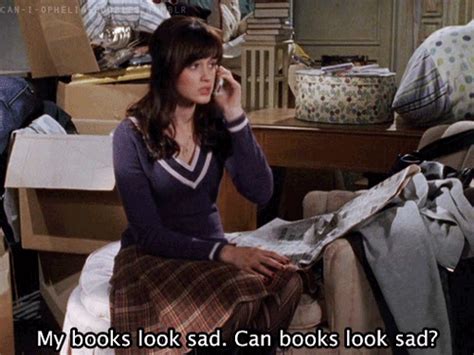 11 Struggles Only Nerdy Girls Will Understand Her Campus