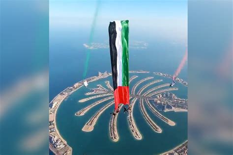 As observed on the physical map of the country above, most of the united arab emirates is a desert wasteland, with large, rolling sand dunes, as the outer reaches of the rub' al khali desert stretch into the country. VIDEO: UAE sets world record with largest flag flown in ...