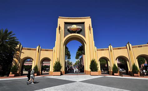 Universal Studios Florida gateway Photograph by David Lee Thompson ...