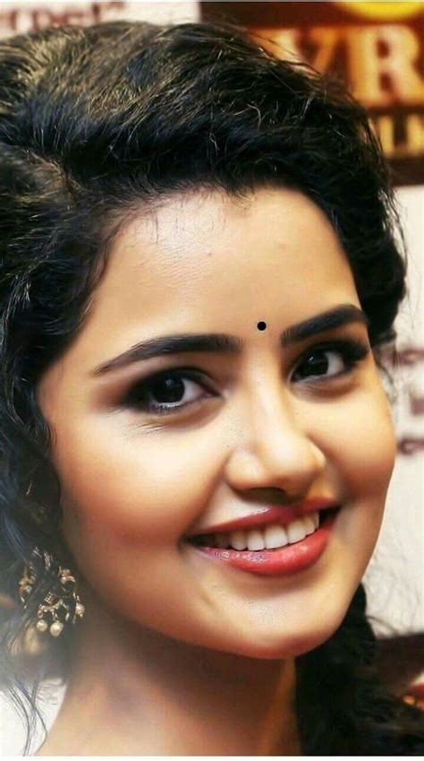 anupama parameswaran beautiful girl face beauty girl most beautiful indian actress