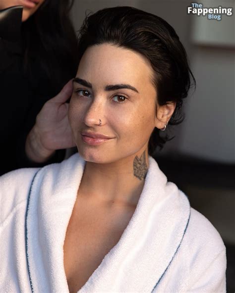 Demi Lovato Nude Sexy Pics Everydaycum The Fappening