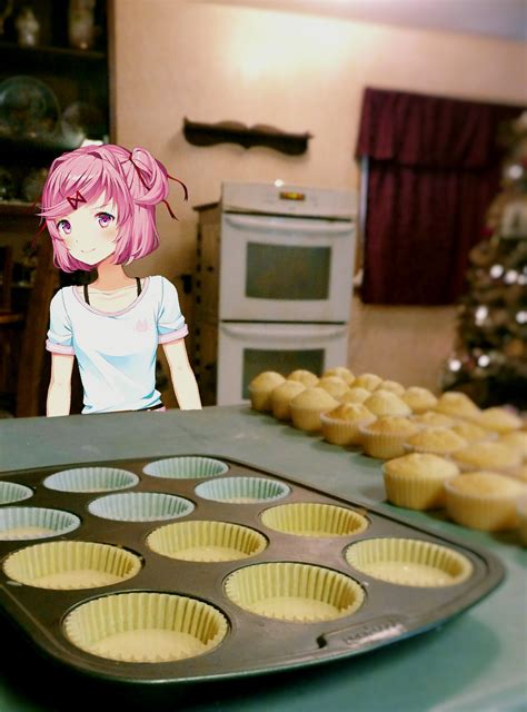 Baking Cupcakes With Natsuki Rddlc