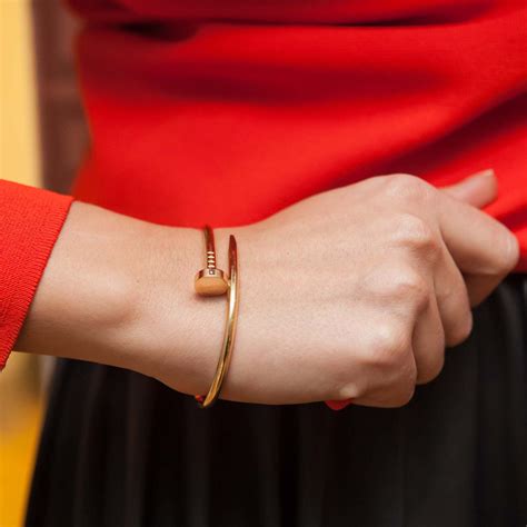 CARTIER JUSTE UN CLOU BRACELET REVIEW GEMOLOGUE By Liza Urla Nail