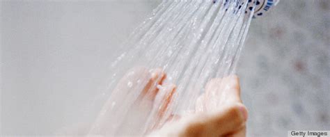 5 Things Youre Probably Doing Wrong In The Shower Huffpost Life