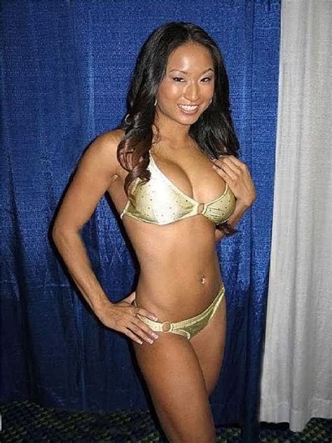 Gail Kim Nude Leaked Pics With Robert Irvine And Cellphone Porn