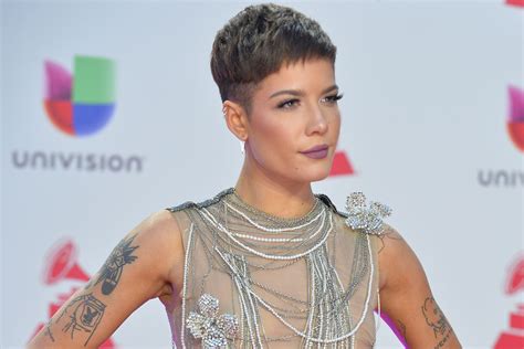 Halsey Says Her Unborn Baby Is A Mini Human But Shes Ok With