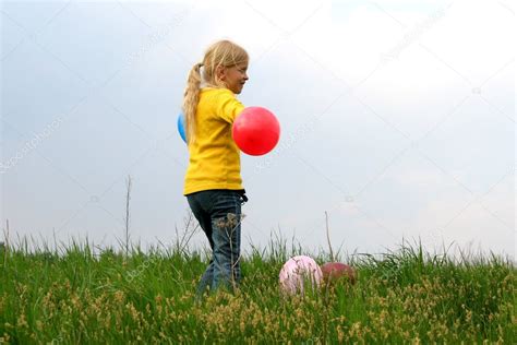 Children And Balloons — Stock Photo © Hallgerd 2682793