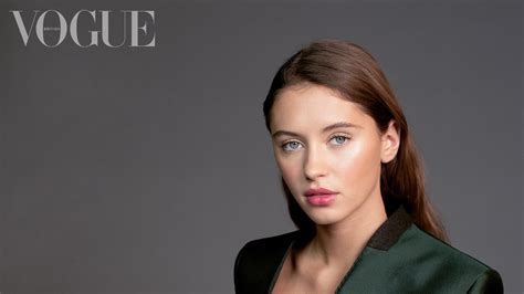 Jude Law And Sadie Frosts Daughter Iris Law On Her Love Of Sustainable Fashion And Her Famous