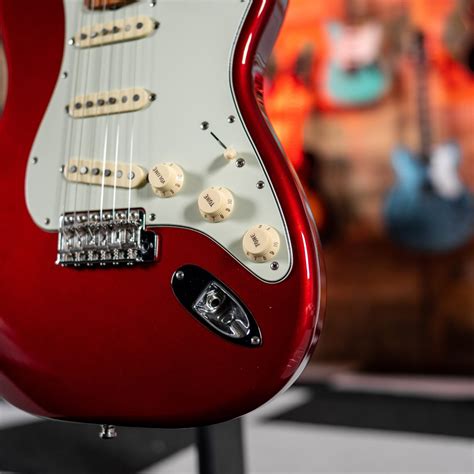 Fender Classic Series 60s Stratocaster In Candy Apple Red The Guitar