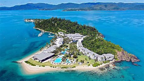The Whitsundays Luxury Daydream Island Resort Is Reopening Alongside