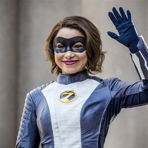 The Flash Photo Gallery First Season 5 Look At Barrys Daughter Nora