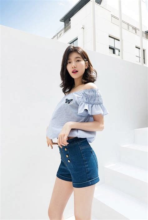 Suzy Guess S S Collection Korean Celebrities Celebs Miss A Suzy Minimal Outfit Bae