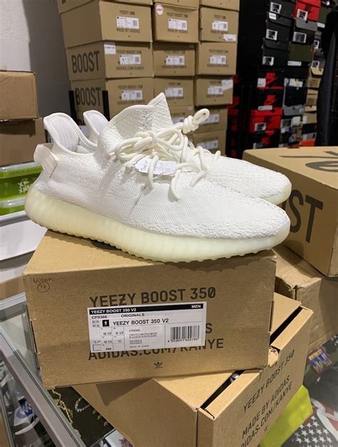 Adidas Yeezy Boost 350 V2 Creamtriple White Worn 1x 105 Snkrflea