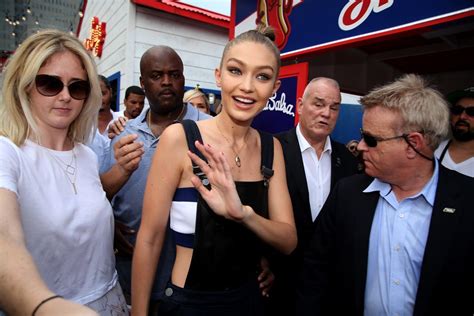 Gigi Hadid Attacked Her Quick Thinking Response Was Impressive