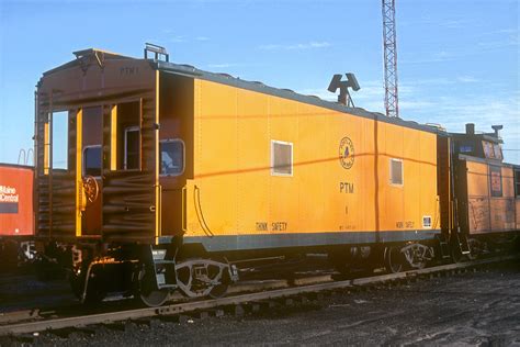 Ptm Caboose 1 Portland Terminal Company Caboose 1 At South Flickr